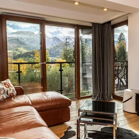 Mountain Base Bellissimo Apartment