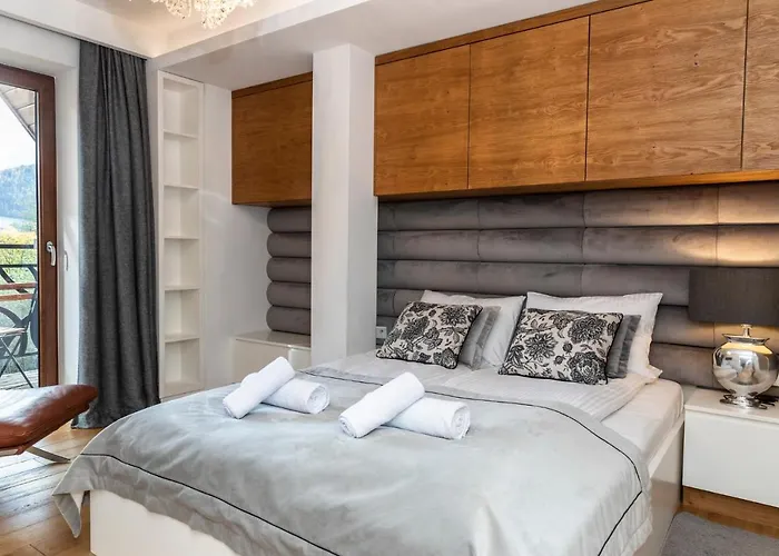 Mountain Base Bellissimo